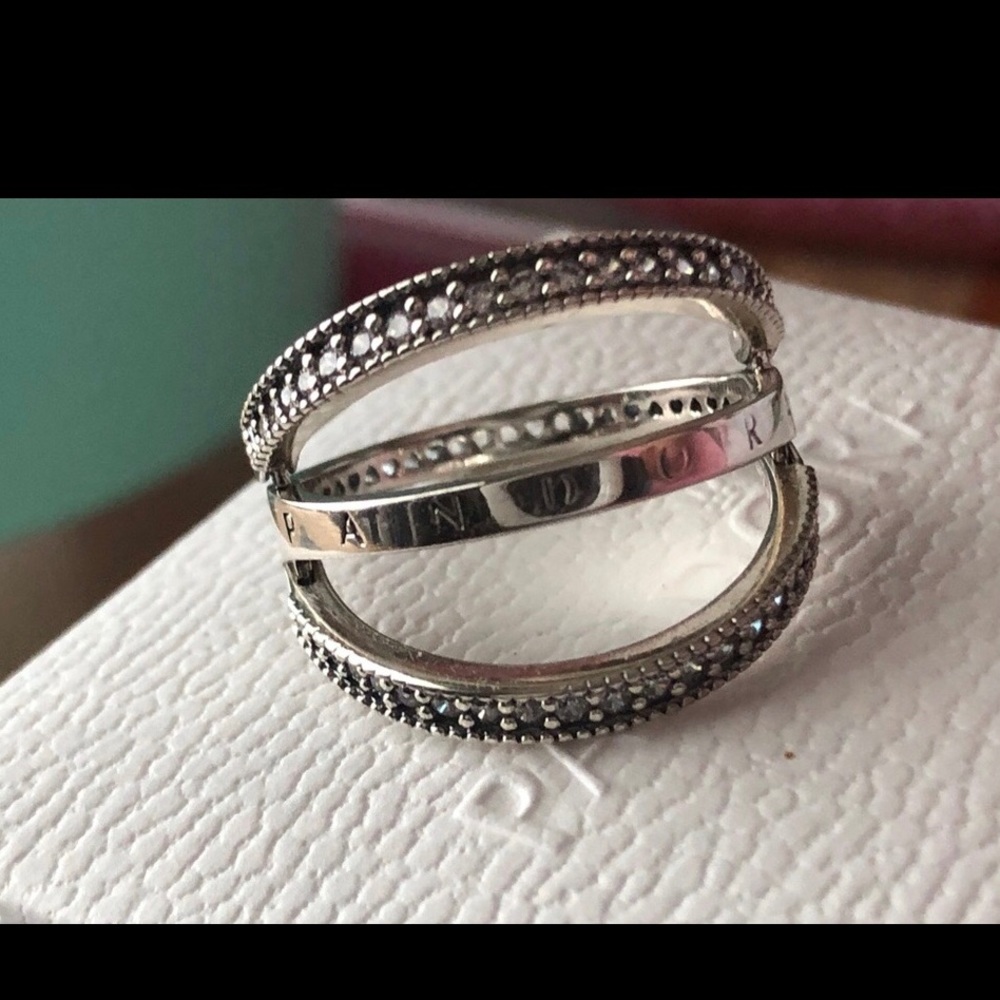 Pandora Ring